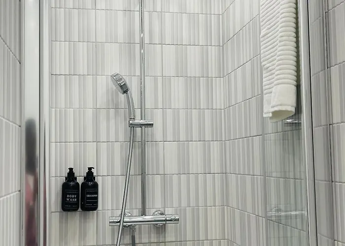 Chic Arc De Triomphe-champs Elysees Apartment Paris